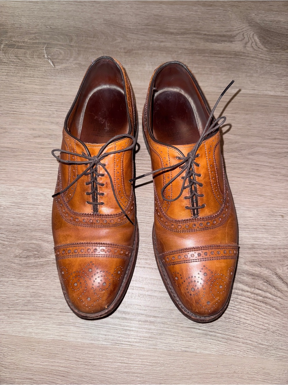 Allen Edmonds Shoes Mens 9.5 D Brown Leather Strand Cap Toe Oxford Walnut USA